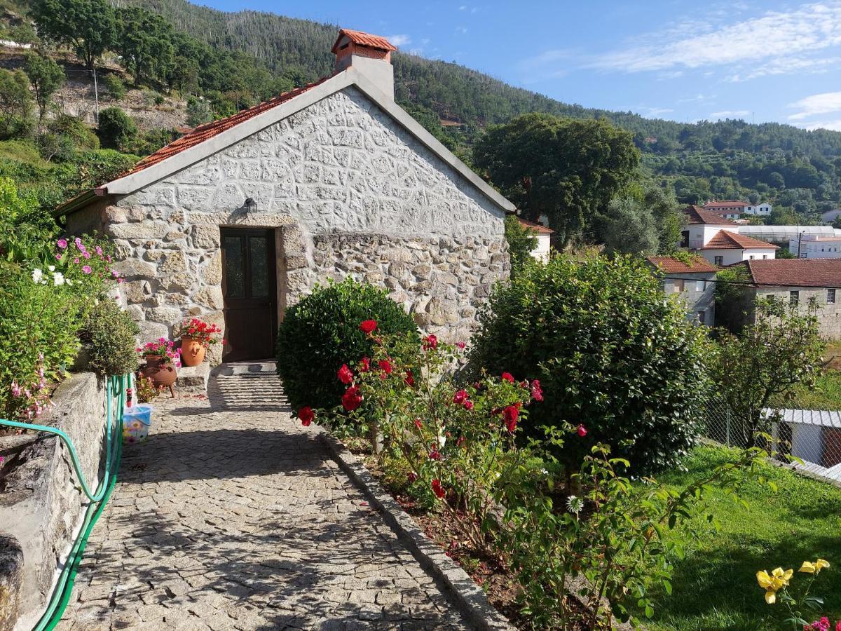 Castelo Dos Sonhos Hotel Valadares  Екстериор снимка
